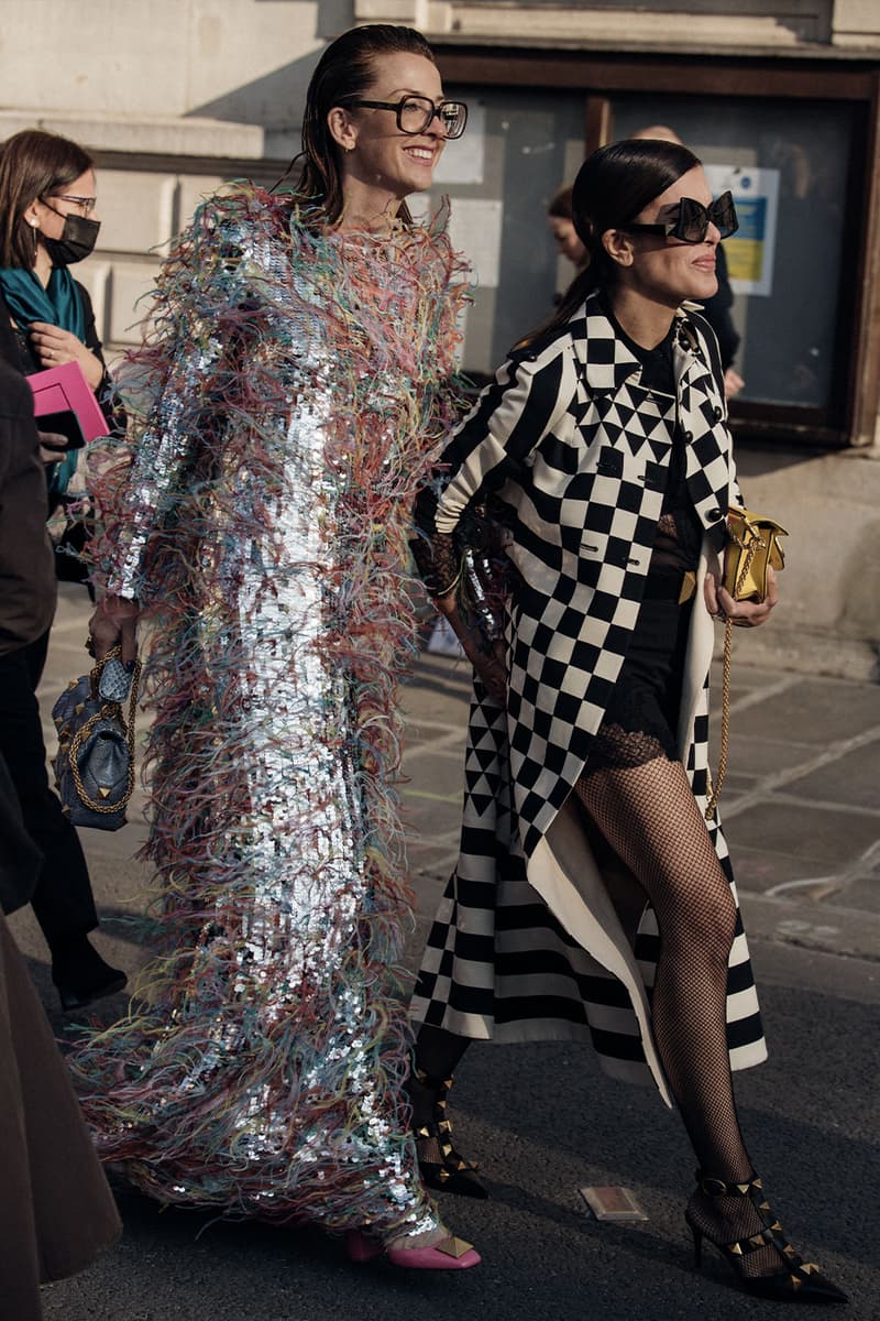 ストリートスタイル:22年秋冬パリファッションウィーク ウィメンズ Paris Fashion Week Street Style Fall/Winter 2022 FW22 looks miu miu dior louis vuitton balenciaga