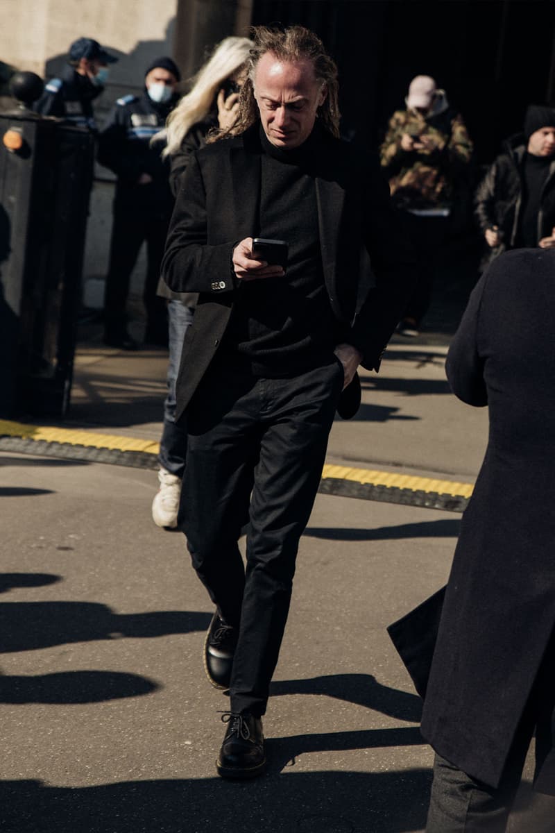 ストリートスタイル:22年秋冬パリファッションウィーク ウィメンズ Paris Fashion Week Street Style Fall/Winter 2022 FW22 looks miu miu dior louis vuitton balenciaga