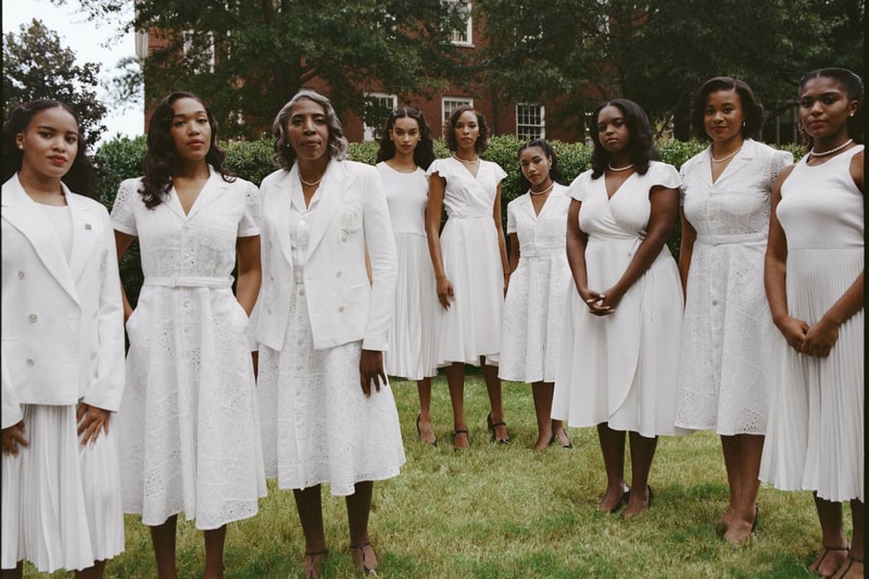 ポロ ラルフ ローレンが歴史的黒人大学2校と初のコラボカプセルコレクションを発表 Ralph Lauren Honors HBCU's Morehouse and Spelman College in Latest Collection black students american collegiate historically black colleges 