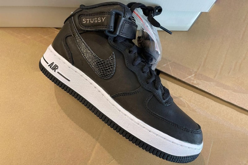ステューシーxナイキによるコラボ エアフォース1ミッドの最新ビジュアルが公開 Nike Air Force 1 High Stussy Black release info fffiles leak new york los angeles tokyo london paris white leak one of three pack af1 40th anniversary drop