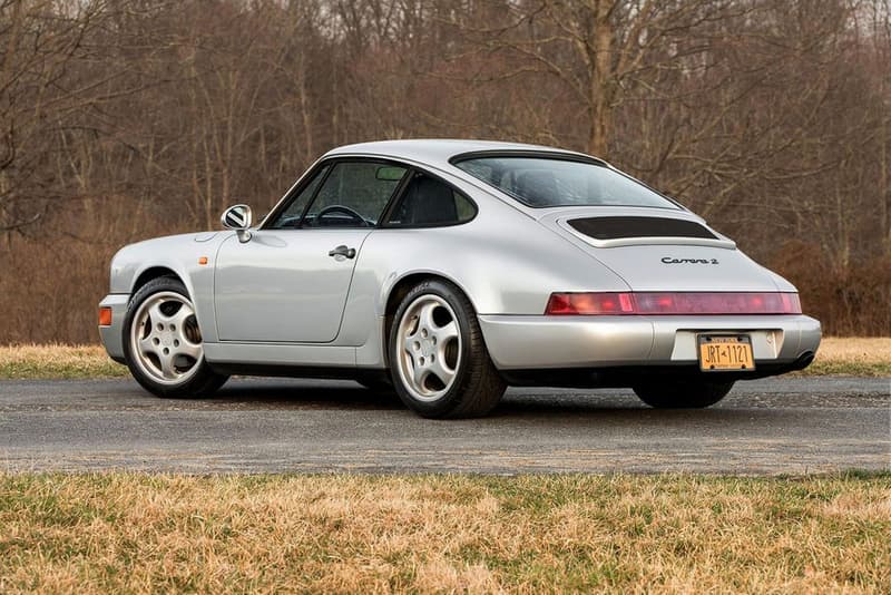 ホディンキーの創設者がポルシェ911カレラをオークションに出品 RoW 1990 Porsche 911 Carrera 2 Coupe 5-Speed Hodinkee Ben Clymer UNICEF Ukraine Charity Auction Bring a Trailer For Sale Classic