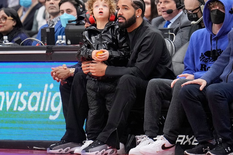 Drake が NOCTA x Nike の新作コラボと思しきフットウェアを着用
