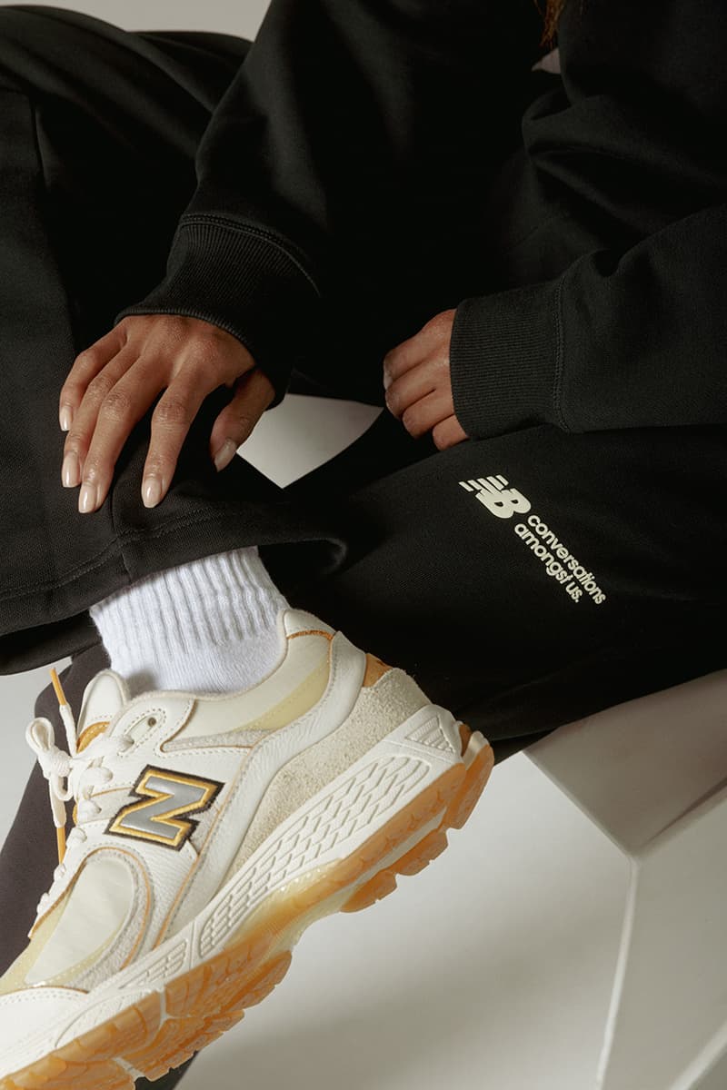 ジョー・フレッシュグッズ x ニューバランスによるコラボコレクション “Conversations Amongst Us” の全貌が公開 new balance Conversation Amongst Us Collection 2002r 550 joe freshgoods creative director tees fleece hoodie crewneck pants