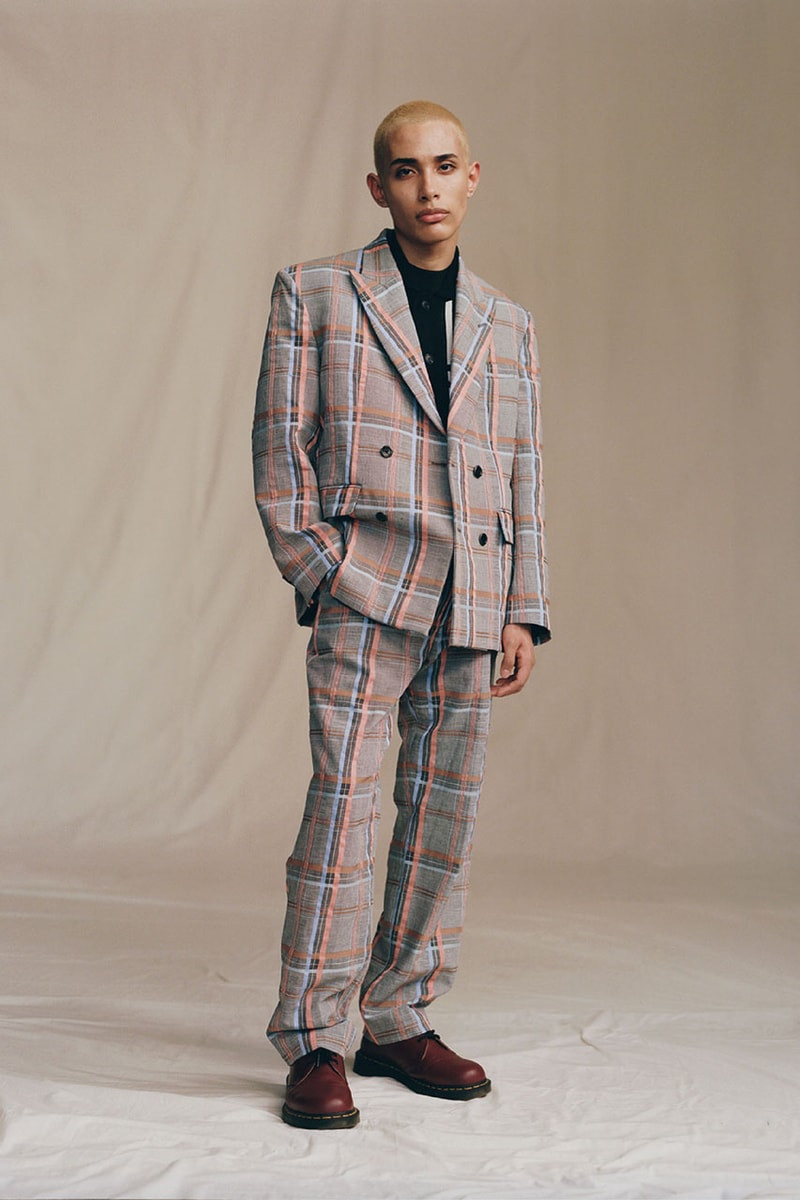 アウェイクNY 2022年春夏コレクション Awake NY SS22 Channels Turn of the Century NYC Fashion
