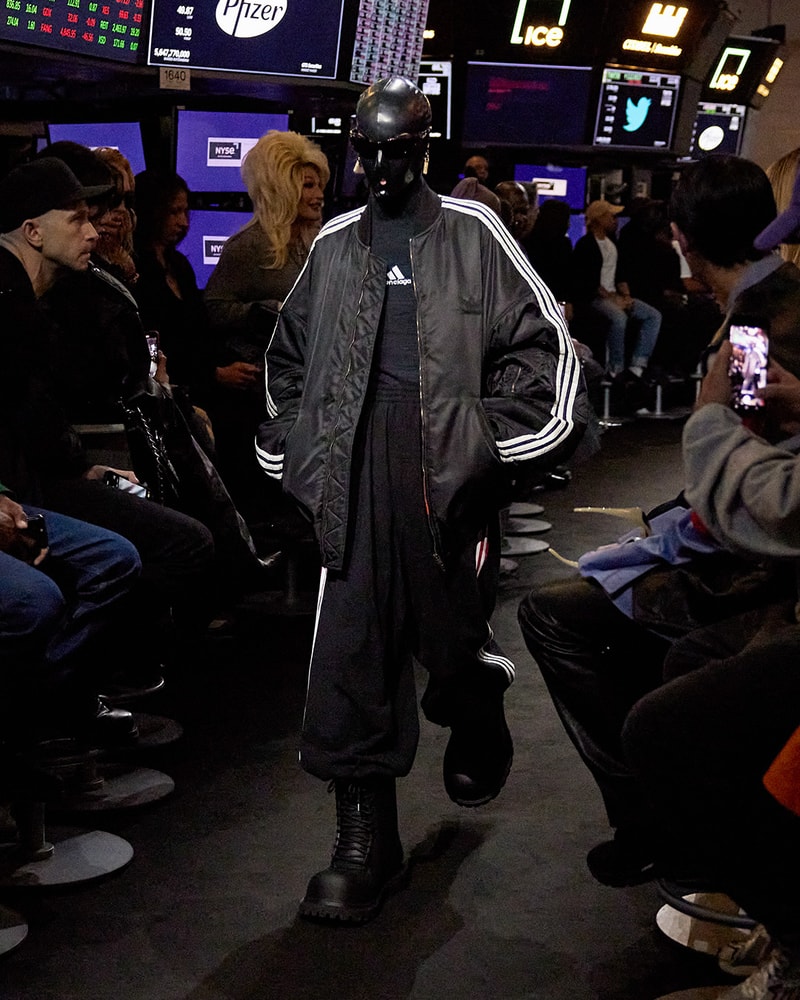 バレンシアガ Balenciaga 2023年春コレクション 〈adidas（アディダス）〉