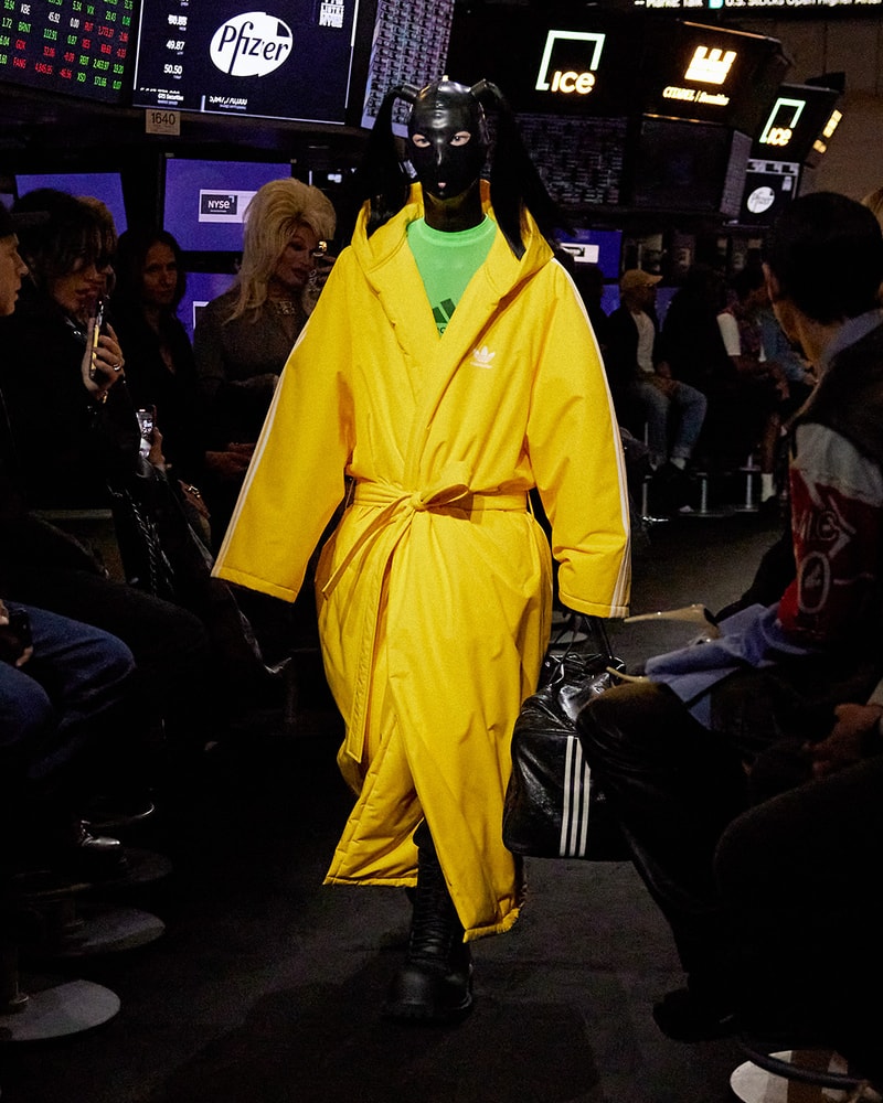 バレンシアガ Balenciaga 2023年春コレクション 〈adidas（アディダス）〉