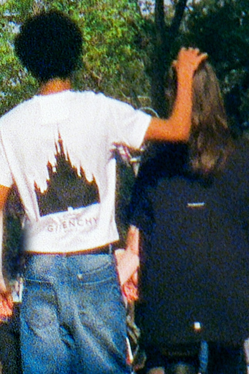 ジバンシィがディズニーとのコラボカプセルコレクションをローンチ Givenchy Disney “The Wonder Gallery” collection release info