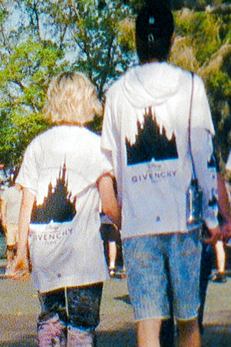 ジバンシィがディズニーとのコラボカプセルコレクションをローンチ Givenchy Disney “The Wonder Gallery” collection release info