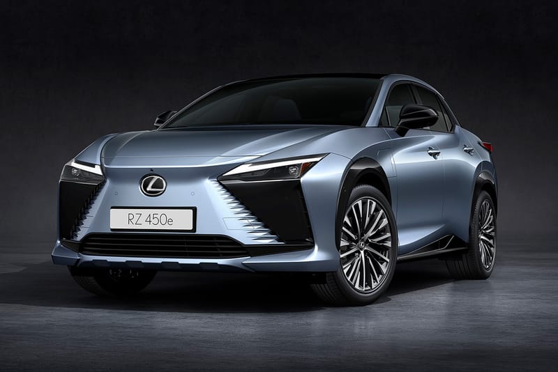 Lexus が EV 専用モデルの新型 RZ を世界初公開