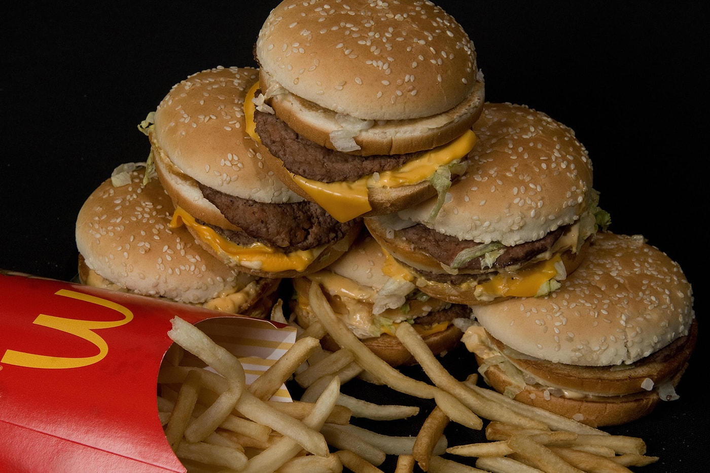 米マクドナルドがハンバーガーの広告を実物より“盛っている”と訴えられる McDonald's is sued that hamburger ads are alleged to look bigger than they really are