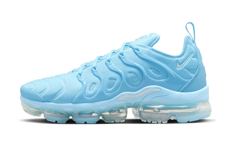 Nike から鮮やかなライトブルーを纏った新作 Air VaporMax Plus が登場