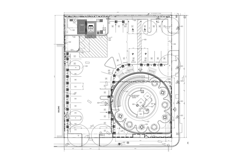テスラが24時間営業のダイナーをハリウッドにオープン予定 Tesla is Opening a 24-Hour Diner and Drive-In Theater in Hollywood 29 stall supercharger kitchen two story roller skates movie bar dogecoin santa monica hollywood info news