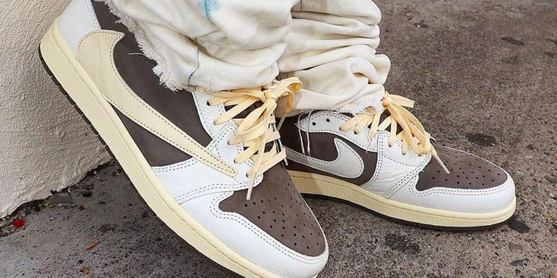 トラヴィス AJ1 ロー リバースモカ 27.0 Travis Scott × Nike Air 