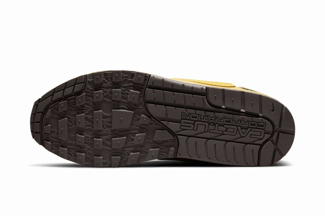 トラヴィススコット x ナイキ リリースが保留となっていた Travis Scott x Nike の2モデルが国内 SNKRS に登場
