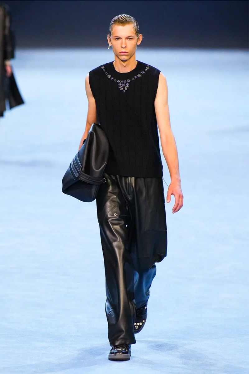FENDI 2023年春夏メンズコレクション Fendi Frolics In Nature With the Soft Dappling of Light and Textures for SS23