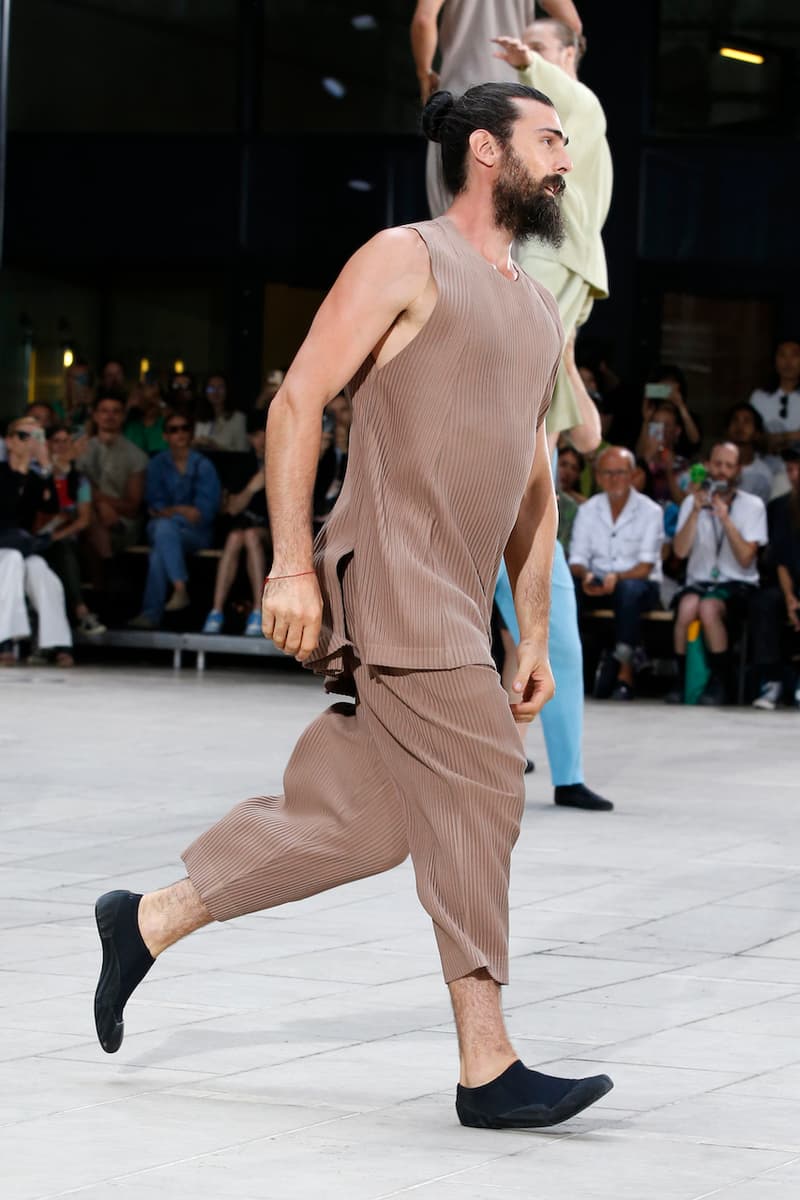 オムプリッセイッセイミヤケ2023年春夏コレクション HOMME PLISSÉ ISSEY MIYAKE 2023ss collection