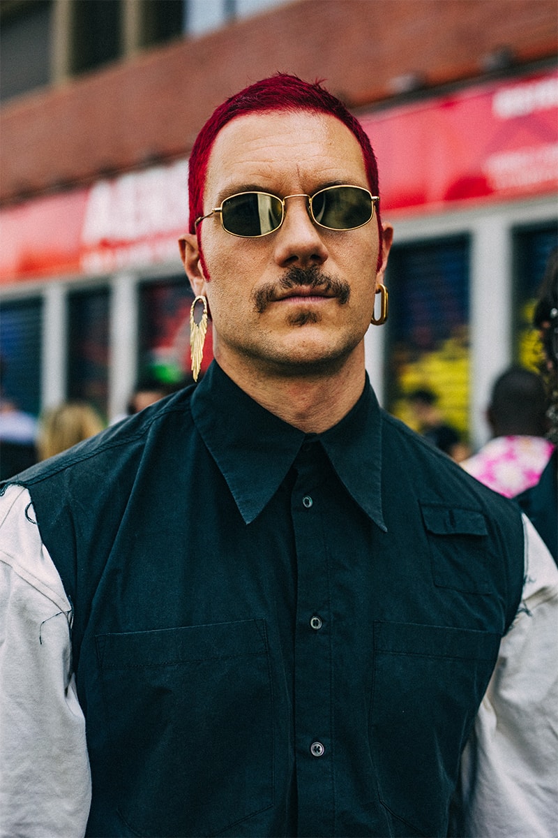 ストリートスタイル：2023年春夏ミラノ・ファッションウィーク・メンズ Milan Fashion Week SS23 Street Style Showcases the Most Vibrant Essentials for Summer spring/summer 2023 prada dolce & gabbanna jw anderson moschino versace fendi 