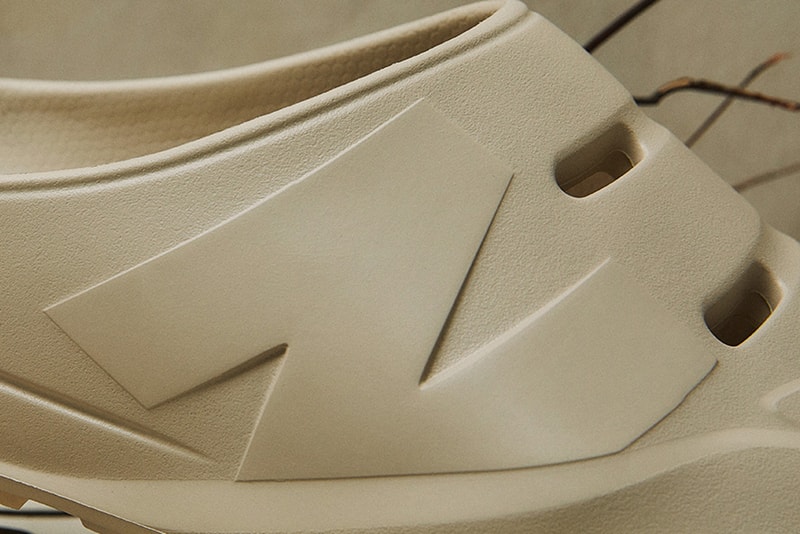 ニューバランスから夏の気候に最適な新作クロッグサンダルが登場 New Balance Clog Beige Black SD5501IV Release Date info store list buying guide photos price korea slip-on