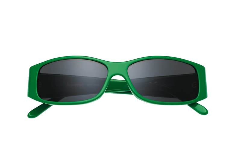 シュプリームから2022年春夏シーズンの新作サングラスコレクションが到着 Supreme's Spring 2022 Sunglasses Collection Is Here