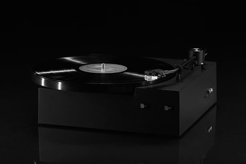 IKEA が Swedish House Mafia とのコラボによるレコードプレーヤーを発表