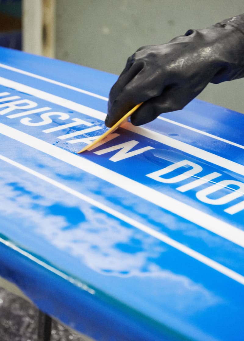 ディオール メゾンから卓越した職人技を反映したサーフボードがリリース DIOR MAISON  Savoir-Faire surfboard release info