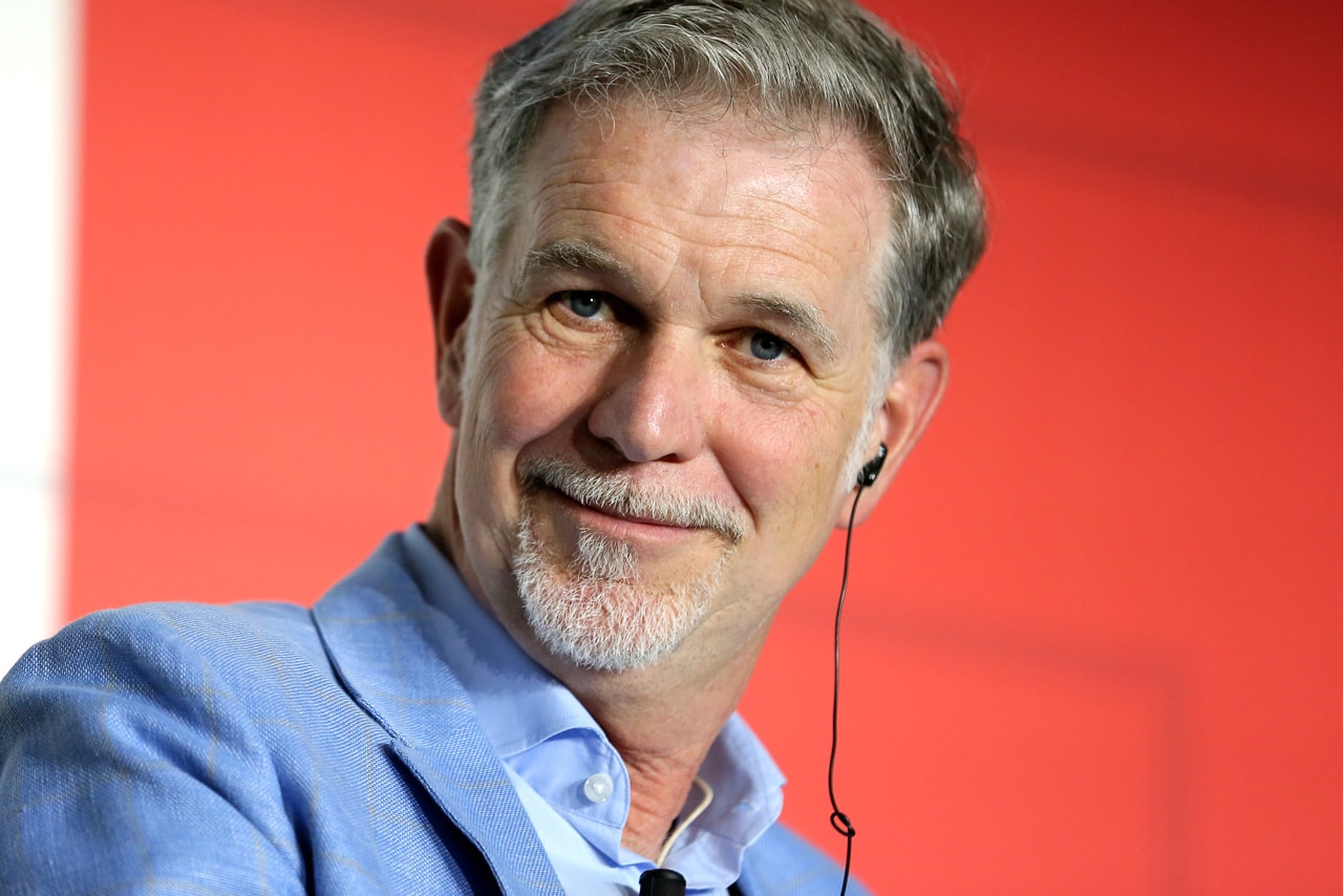 ネットフリックスのCEOがテレビ放送はいずれ滅びると発言 Netflix CEO Reed Hastings Investor's Call Q2 2022 Linear TV Predictions Streaming Service Subscriber Loss