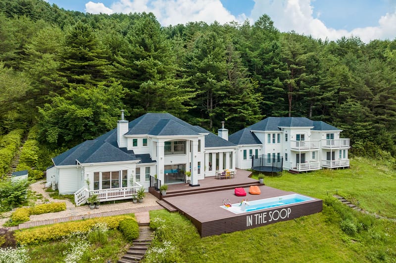 Airbnb が BTS の過ごした邸宅に宿泊できるプランを提供