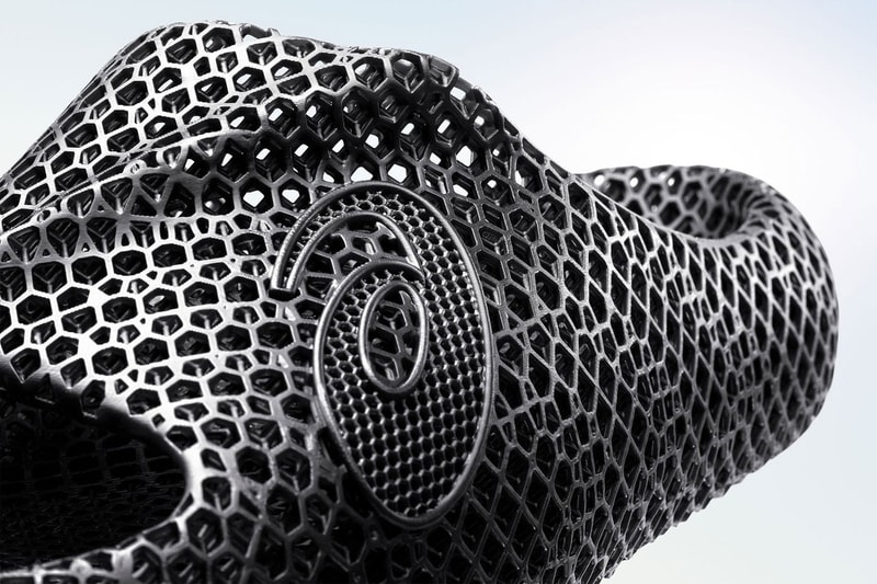 アシックスがハニカム構造の新作アクティブリーズ3Dサンダルをリリース ASICS ACTIBREEZE 3D black webbing print oregon world athletics championship metaspeed release info date price 