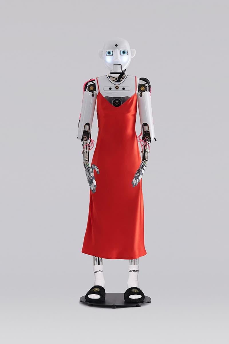 バレンシアガが地域限定の2022年七夕コレクションを発表 Balenciaga Tanabata Festival 2022 Special Series Campaign Demna Gvasalia Qixi Festival