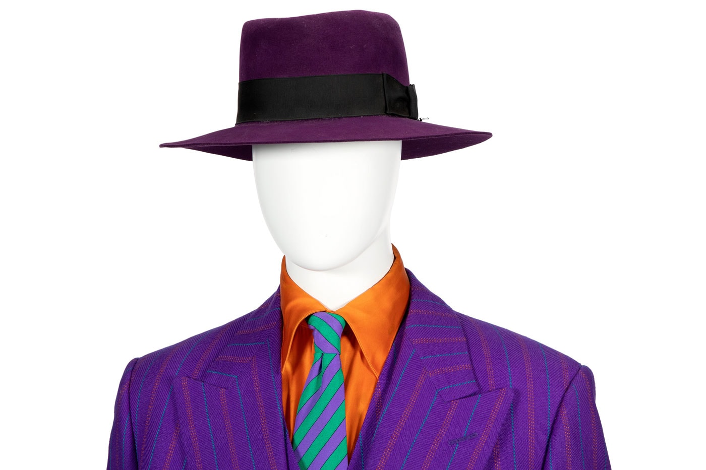ジャック・ニコルソンがジョーカー役で着用した服がオークションに登場　Jack Nicholson 'Batman' Joker Suit up for Auction