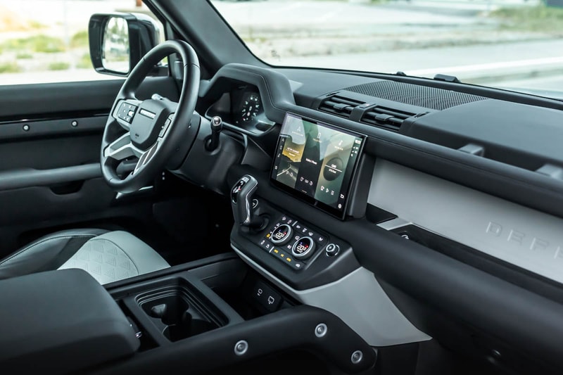 独チューナー  マンハートがモディファイした512馬力のランドローバー・ディフェンダー を発表  MANHART DP 500 Land Rover Defender P400 AWD Tuned Custom SUV Power Speed Performance 