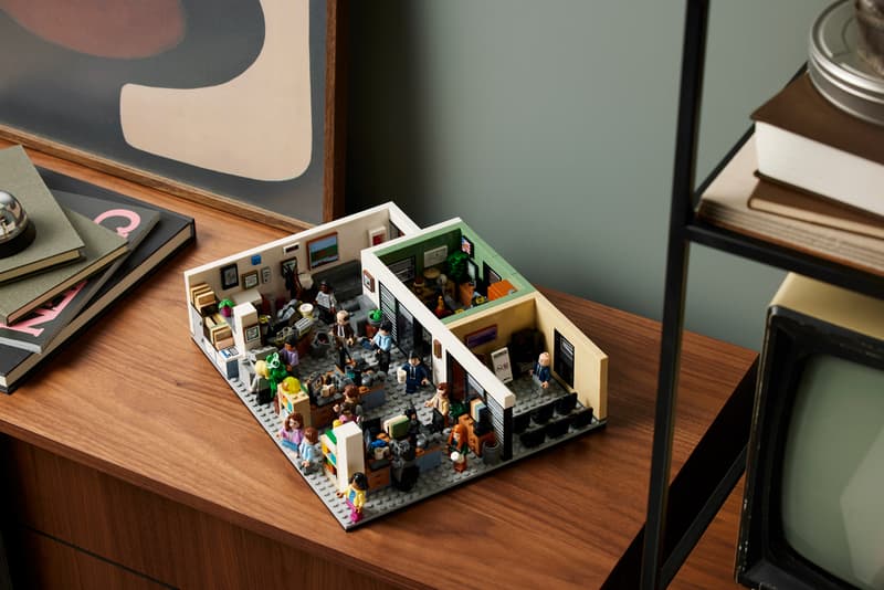 イギリス発のコメディ番組『ジ・オフィス』のドラマセットを忠実に再現したレゴ®が登場 LEGO Ideas The Office 21336 Release Date info store list buying guide photos price