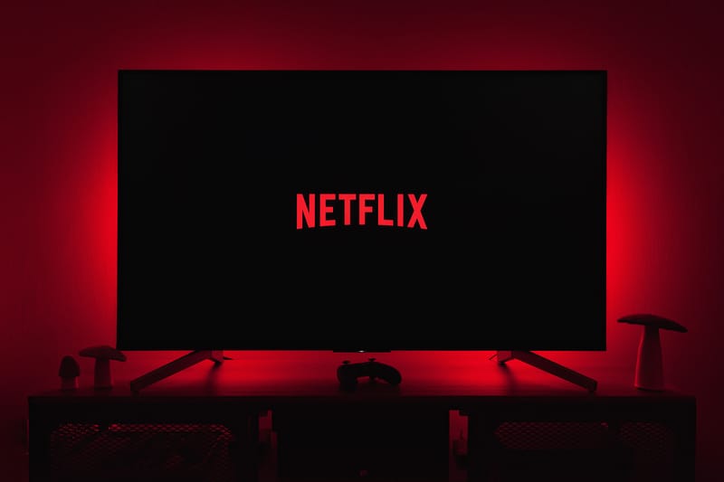 Netflix の有料会員が過去3カ月で約97万人減少