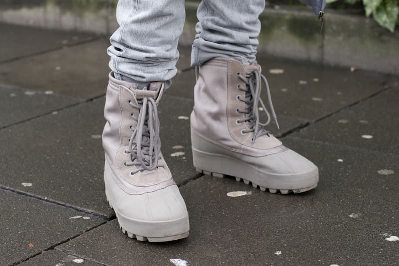 イージー デザート ブーツ ロック YEEZY DESERT BOOT ROCK タグ付き
