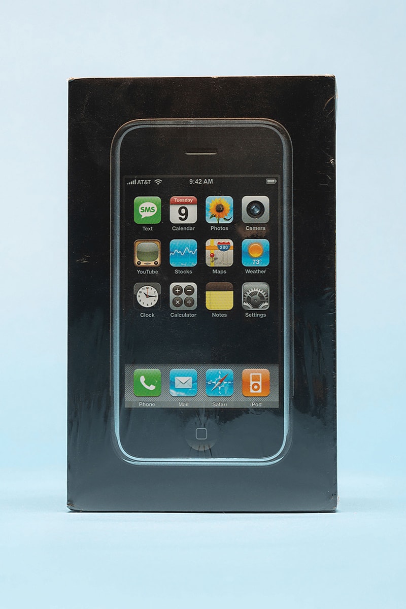 iPhone の未開封品が約480万円で落札 | Hypebeast.JP