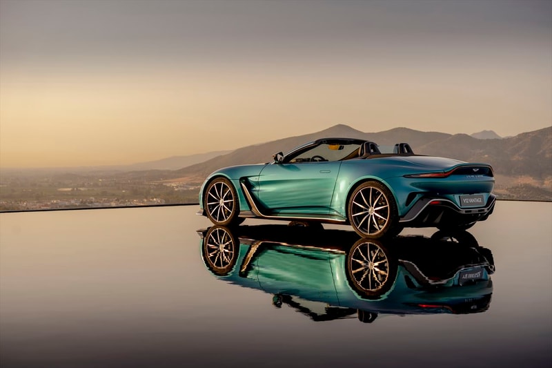 アストンマーティンが新型オープンスポーツ V12 ヴァンテージ・ロードスターを発表 aston martin v12 vantage roadster