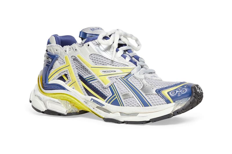 バレンシアガのスニーカーモデル ランナーからフレッシュなカラーを纏った新作が発売 Balenciaga Bathes Runner Sneaker in Fresh Shades Fashion