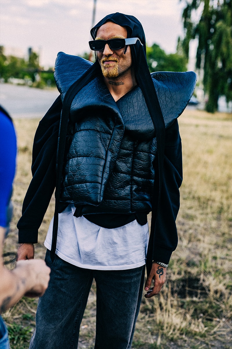 ストリートスタイル：2023年春夏コペンハーゲン・ファッションウィーク Copenhagen Spring/Summer 2023 Fashion Week Street Style ss23 ganni emma chamberlain berner kuhl ranra wood wood sunflower samsoe samsoe rotate