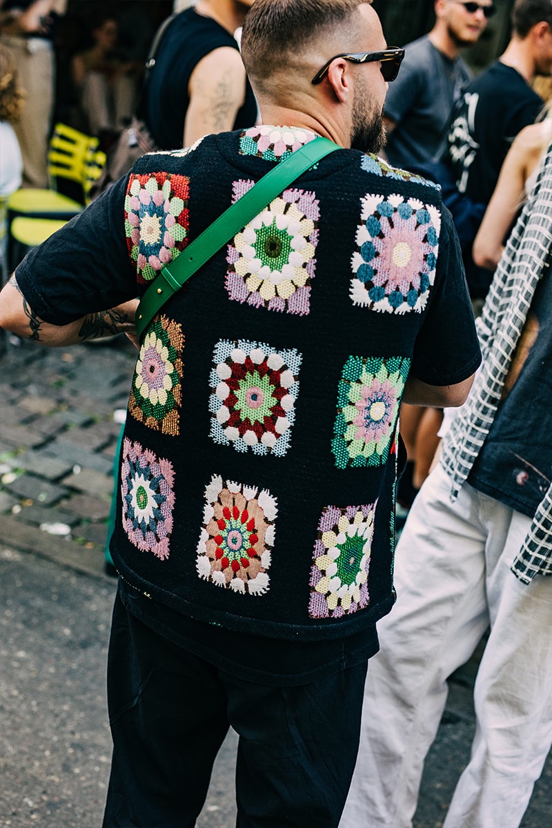 ストリートスタイル：2023年春夏コペンハーゲン・ファッションウィーク Copenhagen Spring/Summer 2023 Fashion Week Street Style ss23 ganni emma chamberlain berner kuhl ranra wood wood sunflower samsoe samsoe rotate