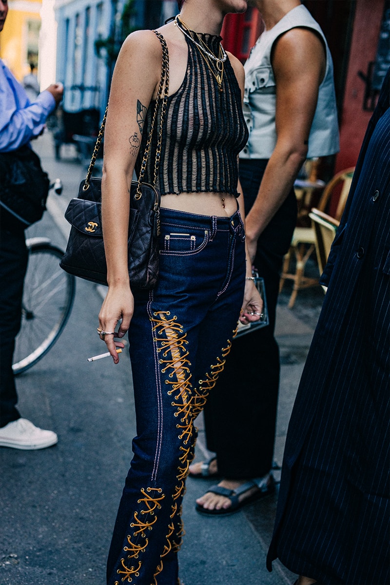 ストリートスタイル：2023年春夏コペンハーゲン・ファッションウィーク Copenhagen Spring/Summer 2023 Fashion Week Street Style ss23 ganni emma chamberlain berner kuhl ranra wood wood sunflower samsoe samsoe rotate