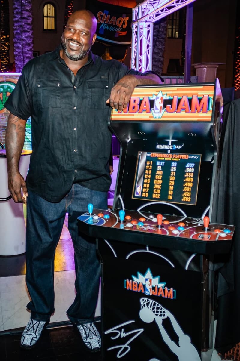 米ゲーム機メーカー アーケード１アップ がシャックとタッグを組みNBAのアーケードマシンを発売　shaquille o neal shaq arcade 1 up game nba jam release date info photos price where to buy