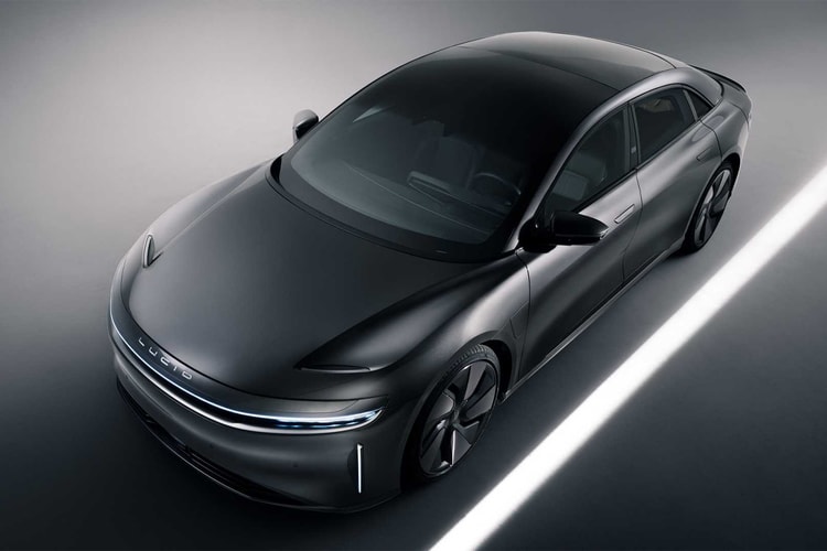 マットブラックを纏った Lucid Air の新色モデルが2023年に登場か