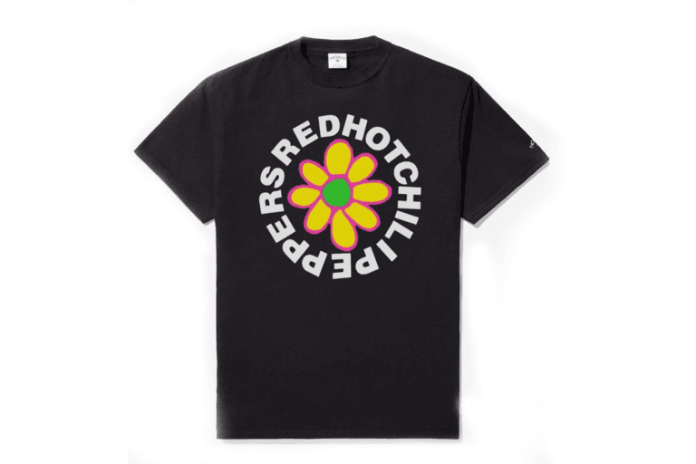 NOAH から Red Hot Chili Peppers の “Unlimited Love” ツアーTシャツがリリース