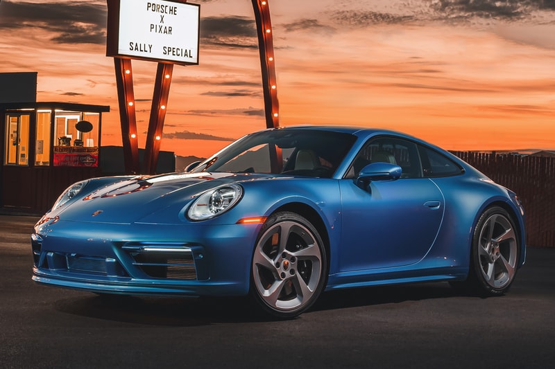 ポルシェ カレラGTS を映画『カーズ』のサリー仕様に仕立てたワンオフモデルが登場　Porsche 911 "Sally Special" 'Cars' Carrera Ukraine Charity Girls Inc. Charity RM Sotheby's Auctions Custom One Off Rare