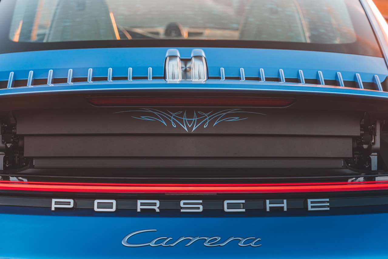 ポルシェ カレラGTS を映画『カーズ』のサリー仕様に仕立てたワンオフモデルが登場　Porsche 911 "Sally Special" 'Cars' Carrera Ukraine Charity Girls Inc. Charity RM Sotheby's Auctions Custom One Off Rare