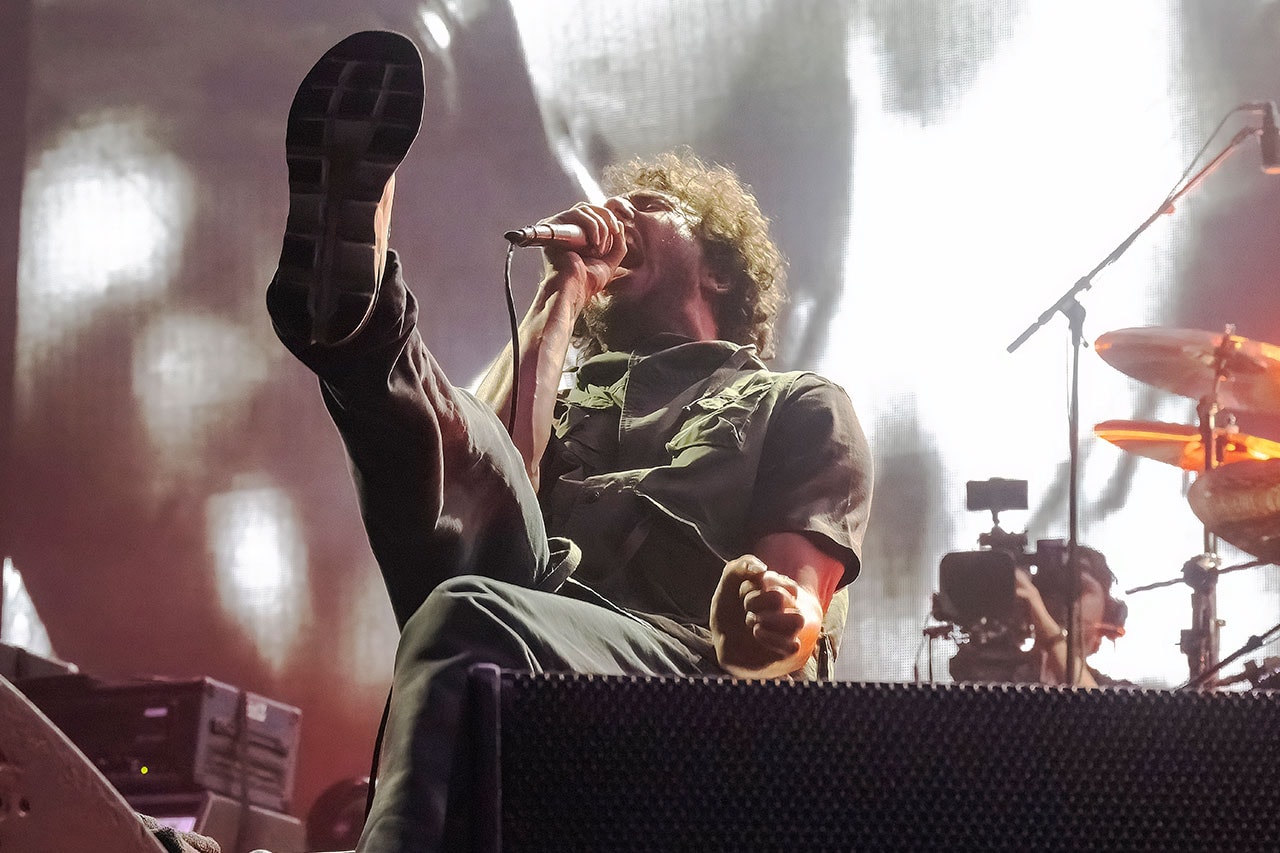 レイジ・アゲインスト・ザ・マシーン UK＆ヨーロッパツアーのキャンセルを発表した Rage Against The Machine のザック・デ・ラ・ロチャはアキレス腱を断裂していた