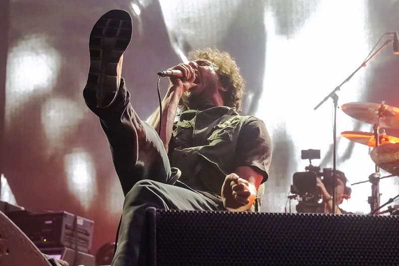 レイジ・アゲインスト・ザ・マシーン UK&ヨーロッパツアーのキャンセルを発表した Rage Against The Machine のザック・デ・ラ・ロチャはアキレス腱を断裂していた
