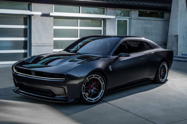 米 Dodge のマッスルカー Charger の EV コンセプト Daytona SRT “Banshee” を初公開
