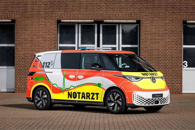  フォルクスワーゲンのEV バズIDに商用車バージョンが追加され救急車も登場 Volkswagen's EV Buzz ID gets a commercial vehicle version and an ambulance version
