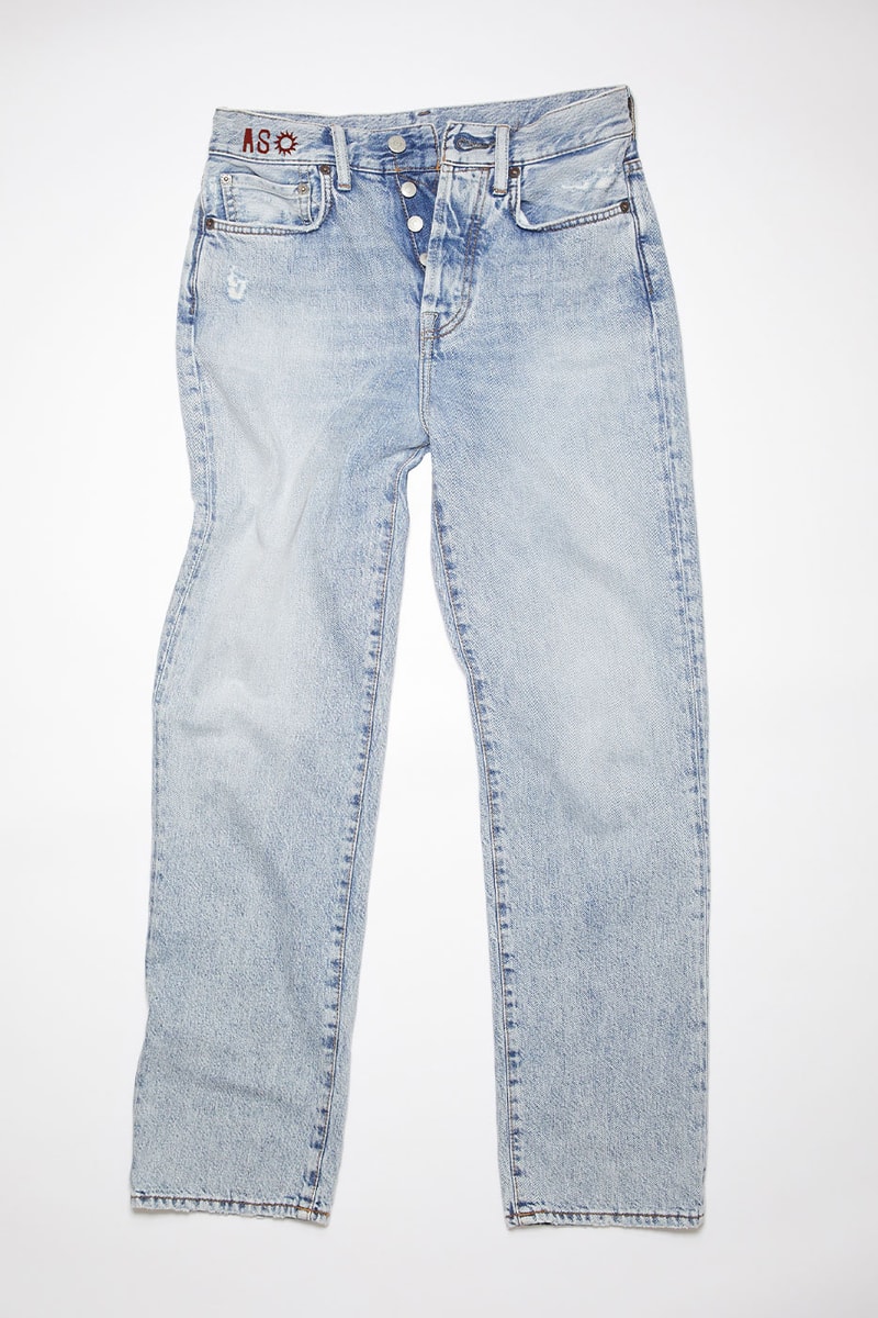 アクネストゥディオズがブランド初となるデニムのパーソナライゼーションサービスを開始 Acne Studios Denim Personalization Program 1996 creative director jonny johansson 100 pairs gift symbols letters numbers lily mcmenamy release info date price